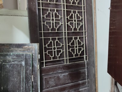 Thanh lý Cửa gỗ 1