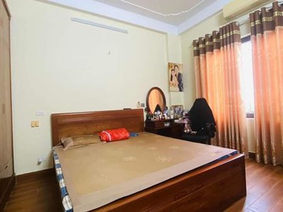 Bán nhà đông thiên 52m dân xây mt4m vuông vắn ngô 4 tỷ 3