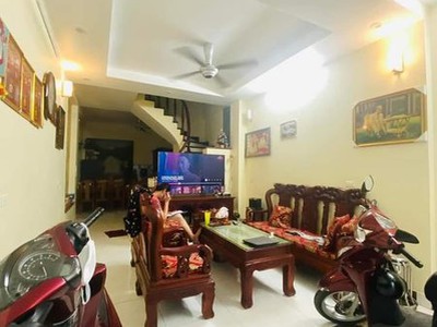 Bán nhà đông thiên 52m dân xây mt4m vuông vắn ngô 4 tỷ 1