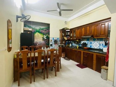 Bán nhà đông thiên 52m dân xây mt4m vuông vắn ngô 4 tỷ 2