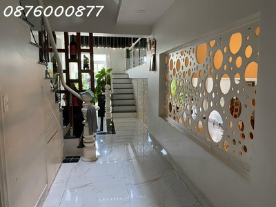 Bán nhà phố lê văn lương nhà bè. dt 7m x 20m, 4 lầu 5pn, tiện ích công viên. giá 31 triệu/ m2 sàn 3