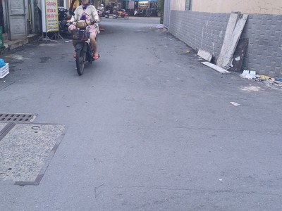 Bán nhà c4 lô góc đường tiểu la 80m2 đất nhỉnh 4 tỷ lở hậu 0