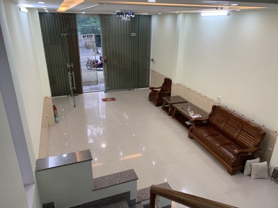 Cho thuê nhà MT đường Hoàng Đức Lương  gần cầu Sông Hàn 2