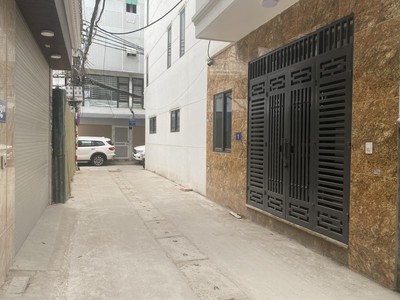 Bán nhà kim giang, thanh xuân căn nnhà xây mới 5 tầng, thang máy, ô tô ra vào, ngõ thông ra đường 4