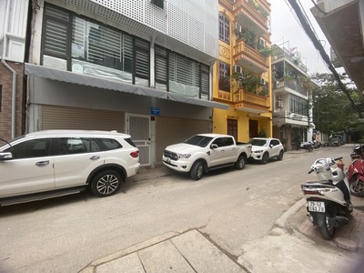 Bán nhà kim giang, thanh xuân căn nnhà xây mới 5 tầng, thang máy, ô tô ra vào, ngõ thông ra đường 1