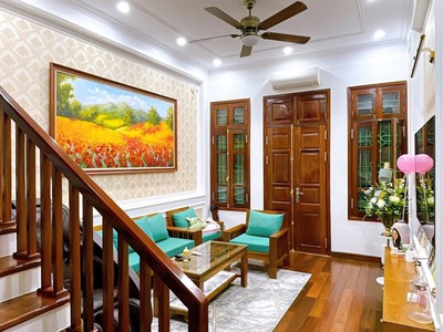 Bàn nhà nguyễn văn cừ, dt 75m, nhà 5 tầng, giá 9 tỷ. 4