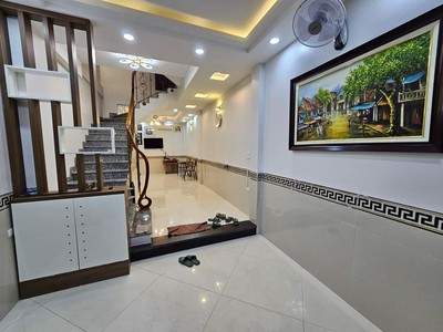 Quá hiêm bồ đề 38m-  5 tầng  - 5.15 tỷ ngõ thông-nhà mới-5 ngủ 1