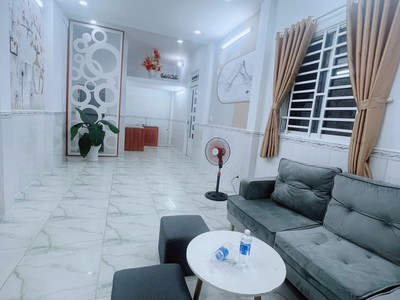 BÁN NHÀ HẺM 8m ô Tô ra ngoài thoải mái 1