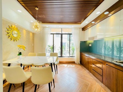 Bán tòa nhà mt hầm 8 tầng đường lý thái tổ đối diện bv nhi đồng. dt: 5mx33m, 160m2, giá bán 60 tỷ tl 3