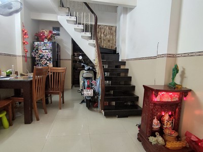 Bán nhà đẹp q3, ô tô sát nhà cmt8, 5 tầng, 5pn nhỉnh 5 tỷ 0