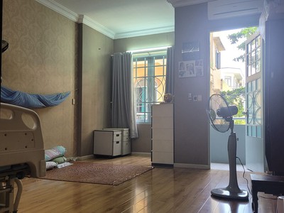 Hxh gần điện biên phủ p17 bình thạnh, dt 77,5m2, ngang 5m ô tô vào nhà, nhỉnh 10 tỷ 3