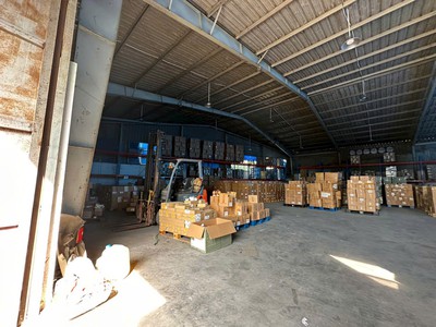 Cho thuê kho xưởng mặt tiền tỉnh lộ 10 dt 1200m2 1