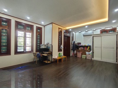 Biệt thự đội nhân 150m 4 tầng mt8,2m giá chỉ 36 tỷ 3