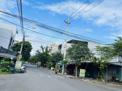 Bán đất đường Thanh Hoá , đường 10m5 vị trí kinh doanh gần Đinh Gia Trinh 0