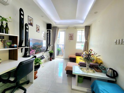 Cho thuê căn hộ 109 Nguyễn Biểu, Quận 5: diện tích 72m2, 2PN, 2 tollet, Full NT 12