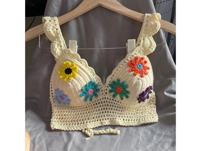 Áo Len Hai Dây Croptop Vai Bèo Hoa Cổ Điển 1