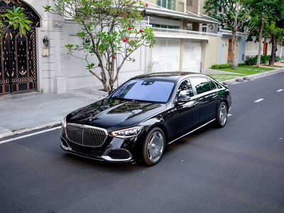 Mercedes-Maybach S450 Model 2023 Odo: 3.333 miles. 0