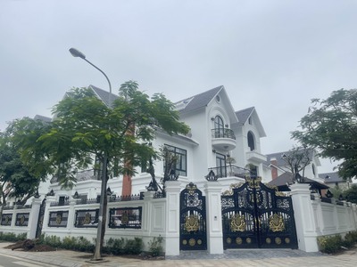08.6226.5595 Duy nhất căn BTSL 240m2 hướng mát view thoáng giá 18.6 tỷ tại khu B Geleximco 0