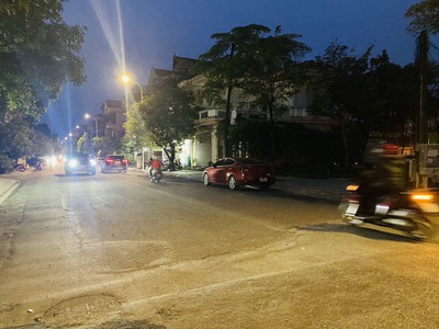 Bán nhà 2 tầng đường Nguyễn Văn Linh, Liên Bảo, Vĩnh Yên, Vĩnh Phúc 2