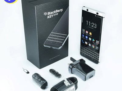 Điện thoại BlackBerry Keyone Silver Edition độc đáo cực cá tính 2