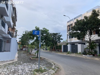 Bán nhà phố hẻm 1078 lê văn lương nhà bè. 3 lầu   sân thượng đường 16m đối diện tòa nhà cho thuê 4