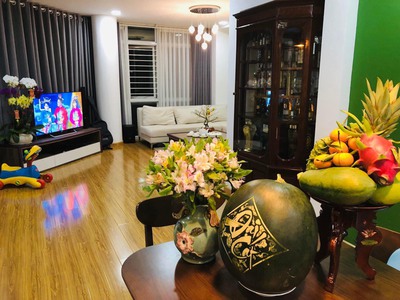 Chính chủ cần bán căn hộ Tản Đà Court, Phường 11,  Quận 5: -	View cự đẹp Căn hộ Duplex 2 tầng 6