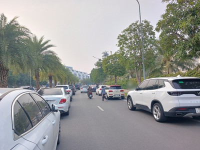 Bán đất phúc lợi, long biên, đường 3 ô tô, lô góc, 30m2 giá 2 tỷ 650 triệu. 0