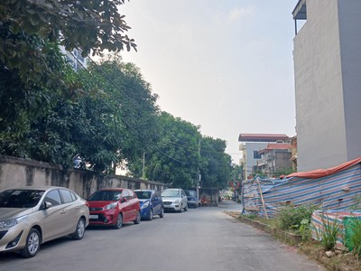 Bán đất phúc lợi, long biên, đường 3 ô tô, lô góc, 30m2 giá 2 tỷ 650 triệu. 1