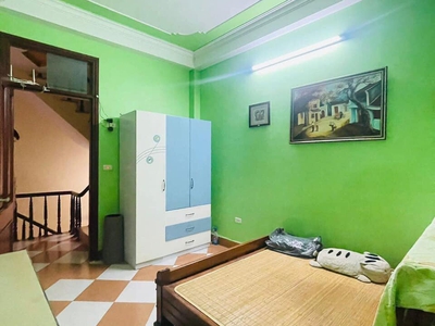 Nhà hoàng quốc việt 70 m2, 5 tầng ,mặt tiền kinh doanh buôn bán đỉnh , giá hơn 7 tỷ . 3