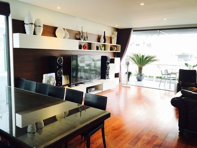 Bán biệt thự sân vườn 262 nguyễn huy tưởng 134m2x5 tầng thang máy, vỉa hè, ô tô tránh, đỗ vòng 0