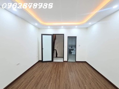 Bán gấp căn nhà trung thanh ngay gần mặt phố ô tô gần nhà tiện ích ngập tràn 0