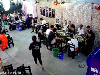 Sang nhượng quán nhậu 42 đống đa - vỉa hè rộng rãi , chổ để xe thoải mái 0