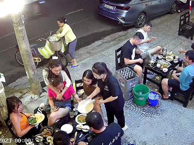 Sang nhượng quán nhậu 42 đống đa - vỉa hè rộng rãi , chổ để xe thoải mái 3