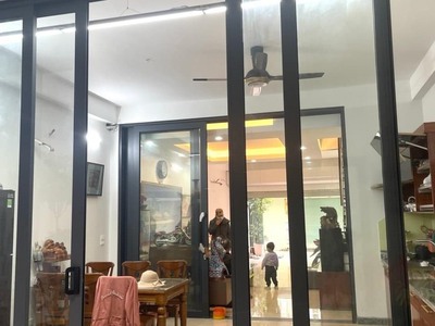 Bán lk   nam thắng, phùng khoang ,n. từ liêm, hn.dt 99m x 5t. mt 5m, hoàn thiện. giá 16tỷ.lh: 2