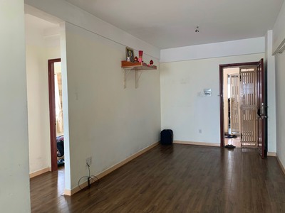 Cần bán căn hộ Bông Sao, Phường 5, Quận 8 : -	Diện tích :58,6m2 Pháp lí: sổ hồng riêng -	 2 phòng 0