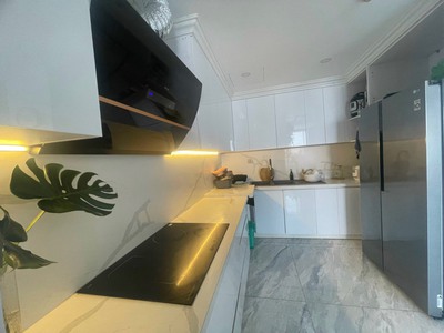 Bán gấp căn duplex tòa ecogreen nguyễn xiển dt: 186m2 4pn full nội thất đẹp giá chỉ nhỉnh 6 tỷ 1