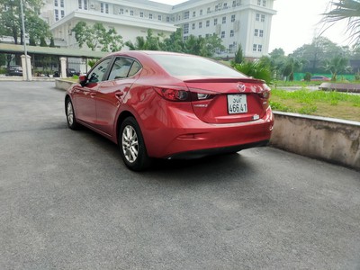 Cần bán Mazda 3 1.5 AT - Màu đỏ pha lê 0