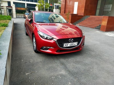 Cần bán Mazda 3 1.5 AT - Màu đỏ pha lê 1