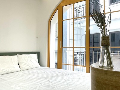 Bán chung cư mini đình thôn 8 tầng thang máy,m/tiền 6.2m, 12pkk,ngõ nông,8.8 tỷ 0