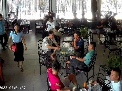 Chính chủ cần sang nhượng lại quán cafe tại 02 hồ đắc di, phường đông thọ, tp thanh hoá 1