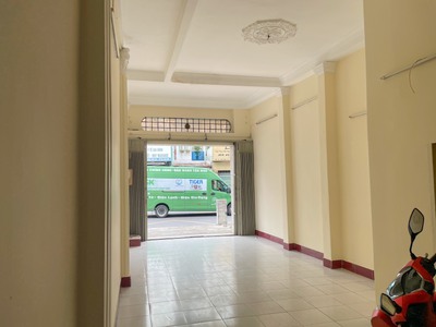 Cho thuê mặt tiền nhà số 1272 Lạc Long Quân phường 8 quận Tân Bình Hồ Chí Minh 0