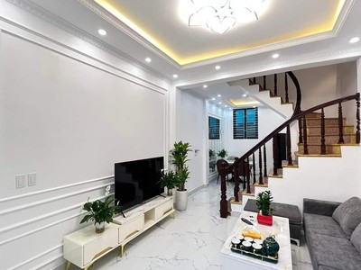 Bán Nhà Ngõ 42 Sài Đồng, Long Biên 40m2, 4T giá 3,95 tỷ  ô tô đỗ cửa 0