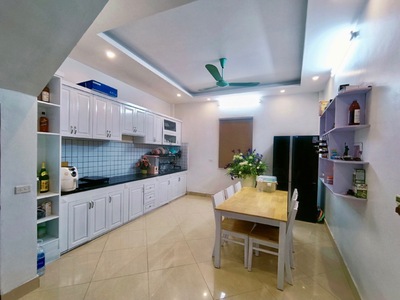 Nhà đẹp phố tân mai - gần hồ đền lừ - ô tô đỗ cổng - dt 39m2x5t giá 4,4 tỷ 1