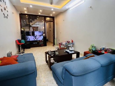 Nhà đẹp phố nguyễn chính - gần hồ - ngõ thông hai thoáng - ô tô đỗ cổng - dt40m2x5t giá 4,3 tỷ 0