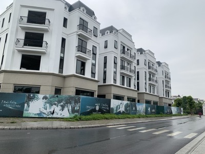 Bán Shophouse C14 The Diamond Point Phúc Đồng, 4 tầng 1 tum, đã có sổ đỏ, kinh doanh được ngay 0