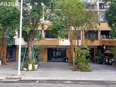 Cho thuê nhà ecopark khu thảo nguyên, dt 110m2, mt 5m. nội thất cơ bản ở luôn. 0