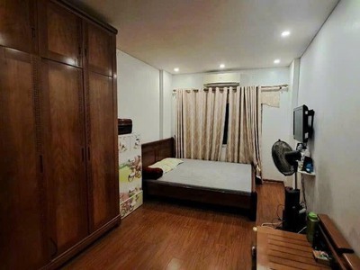 Bát khối - long biên, 40m, ô tô đỗ cổng, nhỉnh 3 tỷ còn tl 2