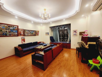 Cơ hội hiếm có, nhà mặt phố kinh doanh sầm uất tại xóm cầu hữu hòa, thanh trì, 70m2, 3 tầng, 9 tỷ 0