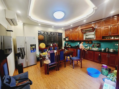 Cơ hội hiếm có, nhà mặt phố kinh doanh sầm uất tại xóm cầu hữu hòa, thanh trì, 70m2, 3 tầng, 9 tỷ 1