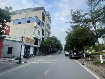 Siêu phẩm đồng sậy mặt mương, 131m mt 8m giá đầu tư. lh 0916731784 1